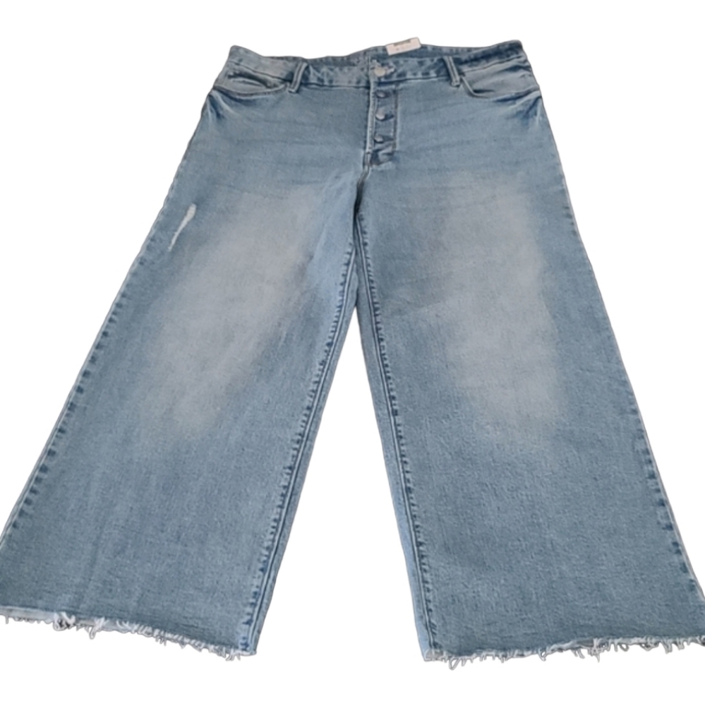 TIME AND TRU High Waisted Wide Leg Jeans 14  Button Up Stretch Raw Hem Cropped - Picture 14 of 16